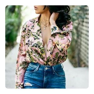 ★ NWOT Zara Printed Bodysuit with Lapeled Collar - Pink  ★